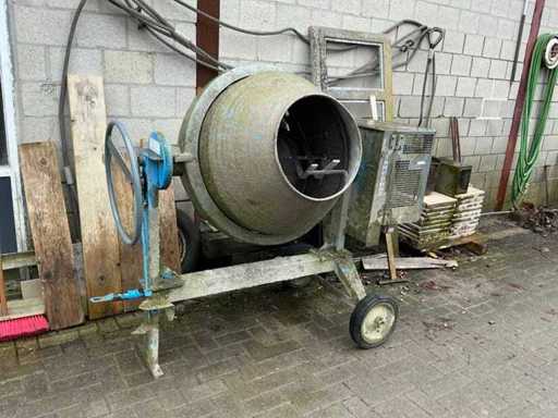 Altrad Concrete Mixer