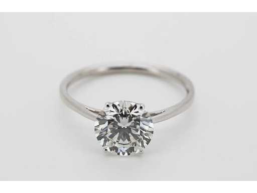 Anello in oro bianco 14 carati con 4.00 crt. diamante