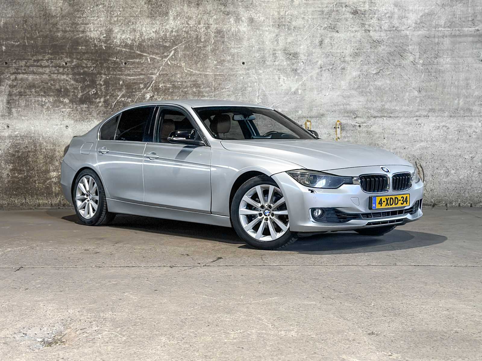 BMW 320d EfficientDynamics Edition High Executive 163pk 2014 (Origineel-NL) 3-serie, 4-XDD-34