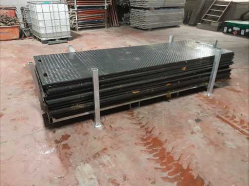 Lot van 60 rijplaten voor zware voertuigen