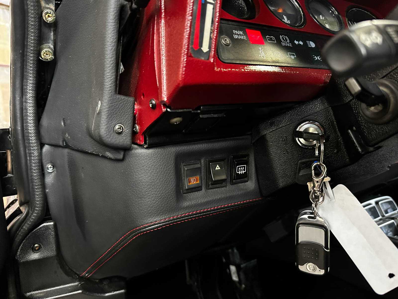 Land Rover Defender 90 V8 LS3-Motor 430pk 1996