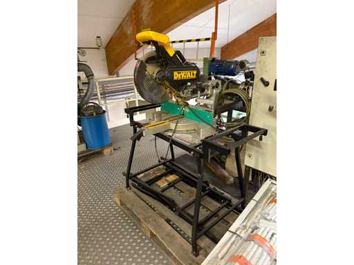 DEWALT DW 708-QS Circular Saw