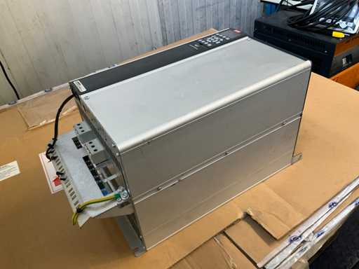 Przetwornik częstotliwości Danfoss VLT FC 302 37 kW