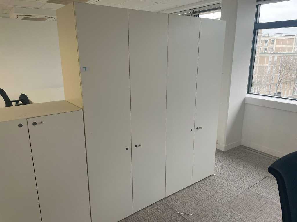 Tall office cabinets (2x)