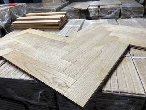 Parquet Floor 64m2 Massive Oak Herringbone 408x68x16mm
