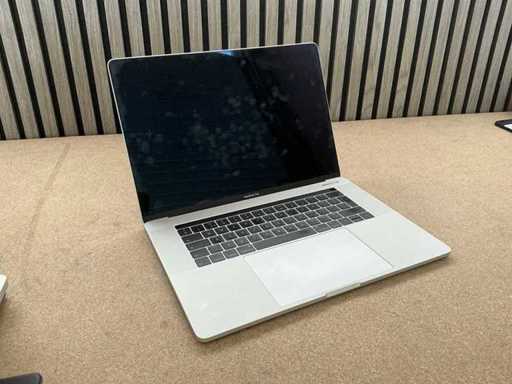 Apple Macbook Pro (15 inch) Laptop