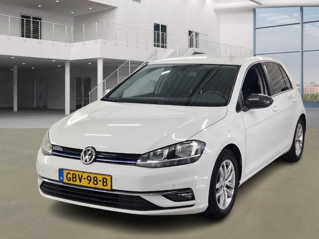 Volkswagen Golf 1.5 TSI Comfortline ; GBV-98-B