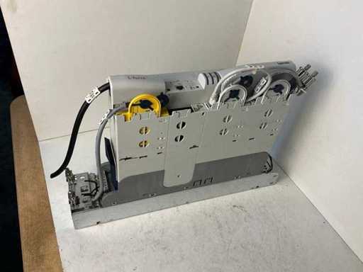 Lenze L-Force E94ASHE0044 Single Drive HighLine frequentieregelaar
