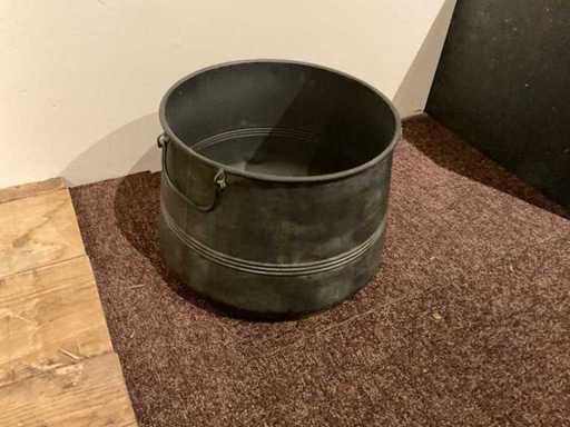 Pojemnik na drewno opałowe