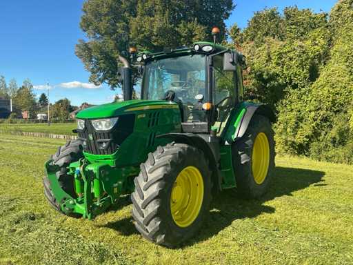 2016 John deere 6110R Tracteur agricole à traction intégrale