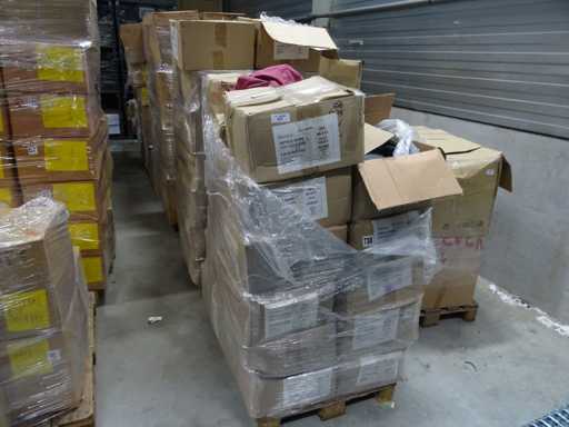 Batch of various covers, 5 pallets
