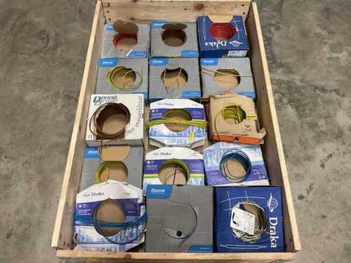 Beaucoup de fil d’installation, 15 boîtes