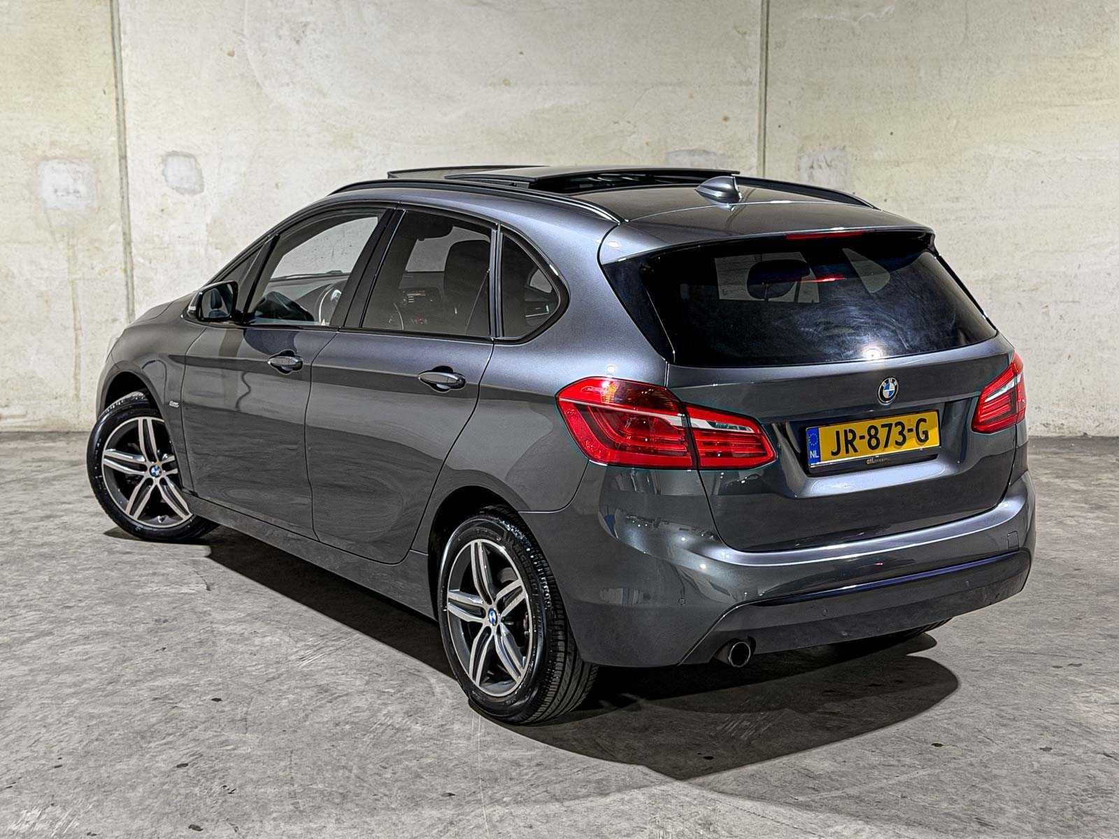 BMW 218i Centennial Executive 136pk 2016 2-serie Active Tourer (Origineel-NL), JR-873-G