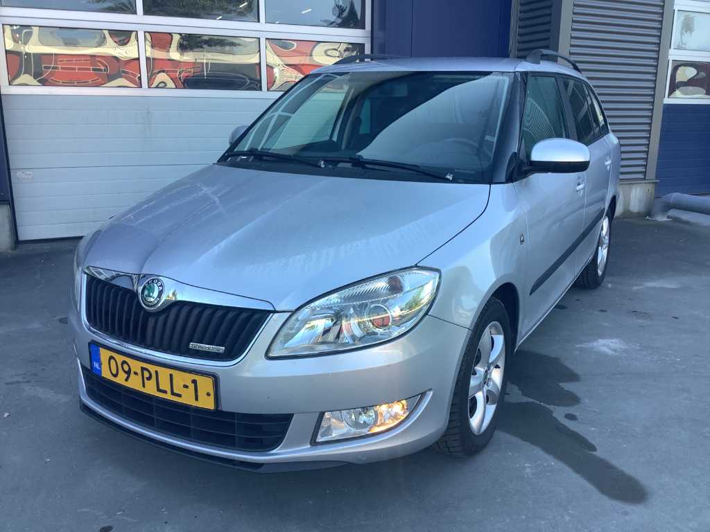 Skoda - Fabia Combi - 2011 Passenger car | Troostwijk Auctions