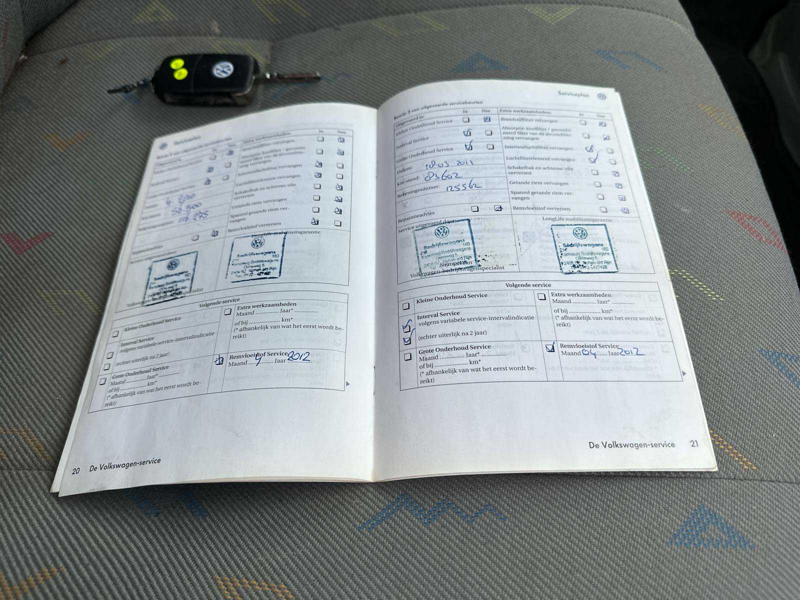 Volkswagen Crafter 35 2.5 TDI L2H1 DC 109pk 2008 (Origineel-NL), 62-VPJ-5