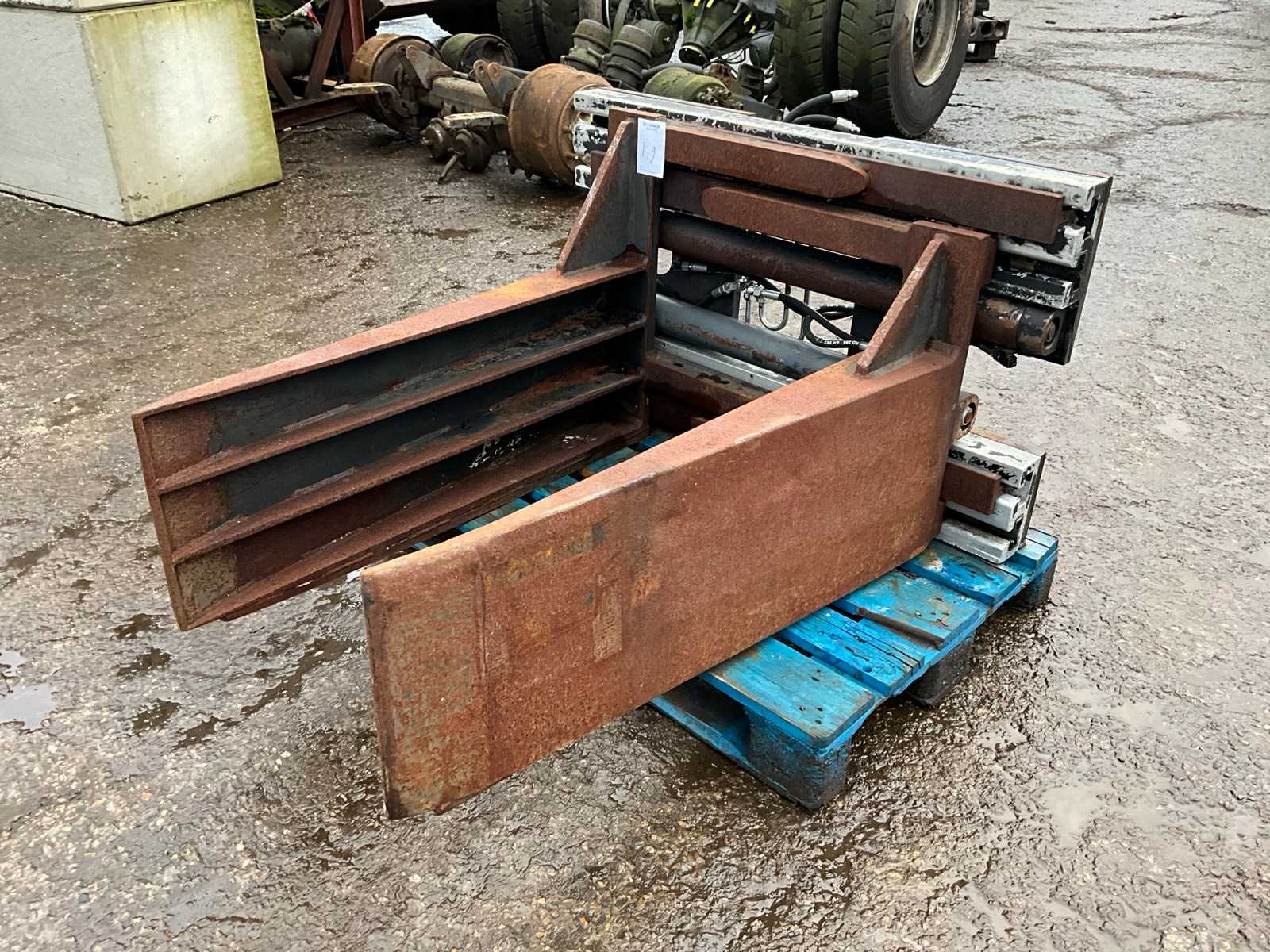 FEM3 Forklift carriage