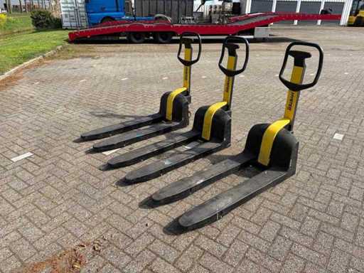 Hyster – Antistatischer elektrischer Pumpenwagen 3x