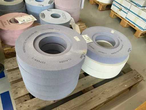 Grinding wheels