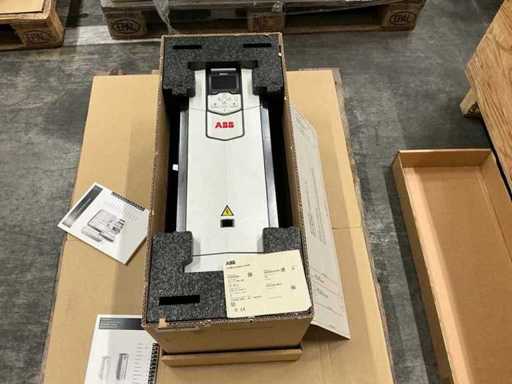 Convertisseur de fréquence ABB ACS880