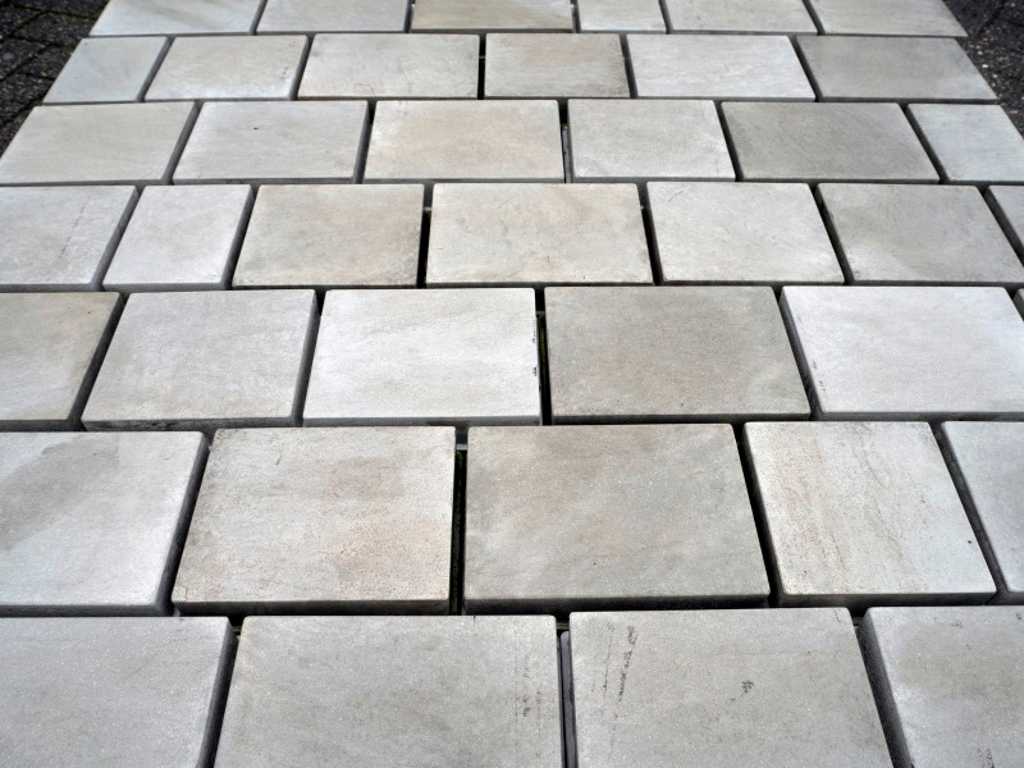 Concrete blocks 18m²