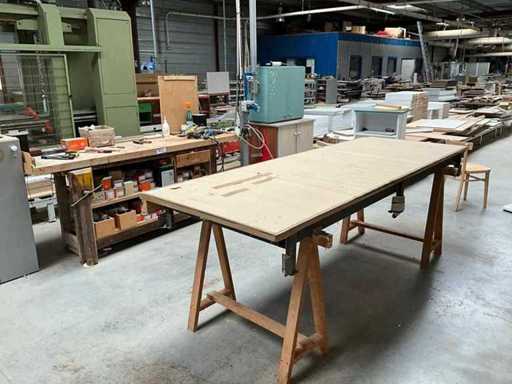 Établi avec table de travail