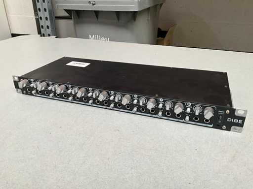 SMPROAUDIO DI8E Boîtier de direct 8 canaux