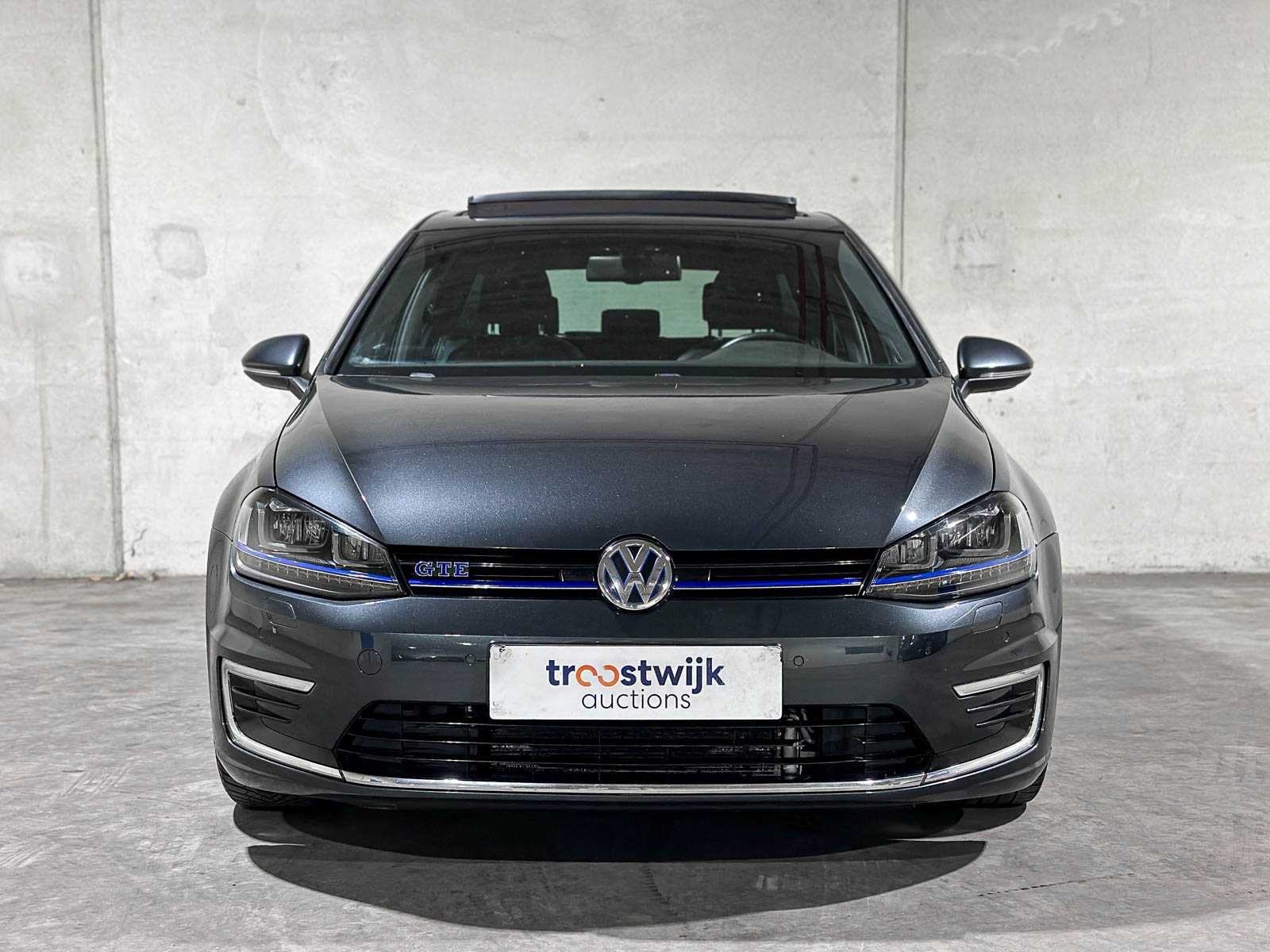 Volkswagen Golf GTE 1.4 TSI 204pk 2015 (Origineel-NL), 1-ZNB-51