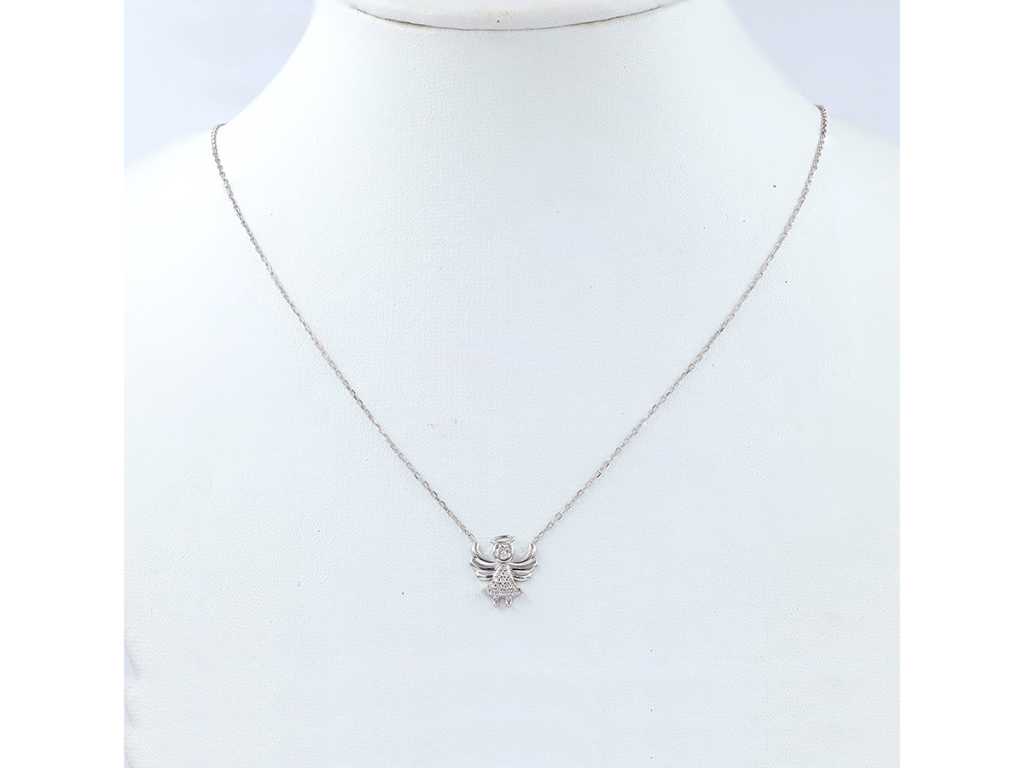 14 KT White gold Necklace with Pendant With Natural Diamonds