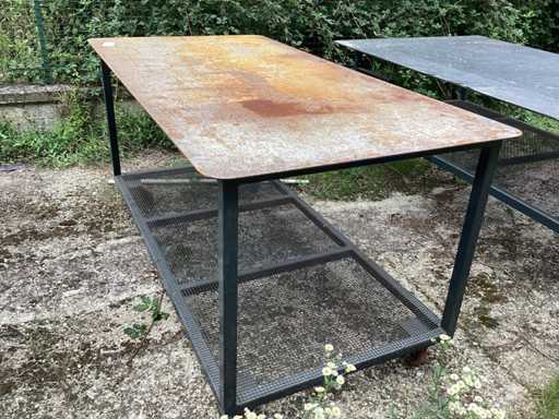 Banco di lavoro in ferro