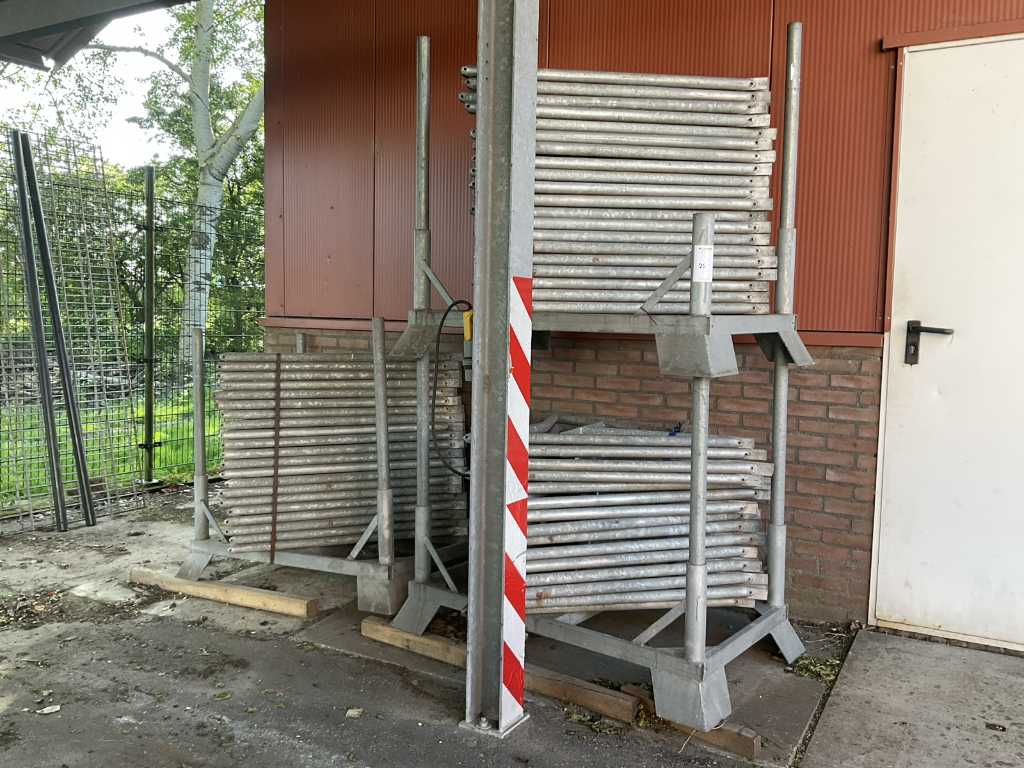 Lot of road barrier supports (approx. 55x)
