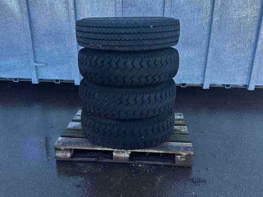 Goodyear – Landwirtschaftlicher Reifen 10,50-13 12PLY mit Felge 8 Löcher Landwirtschaftlicher Pitch (4x)