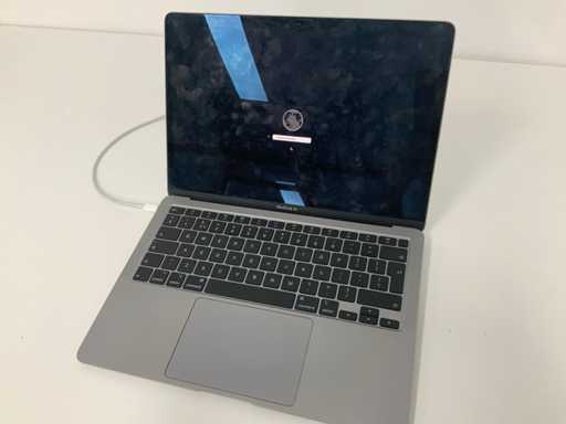 Apple A2179 13-calowy MacBook Air MVH22N/A Laptop FMI