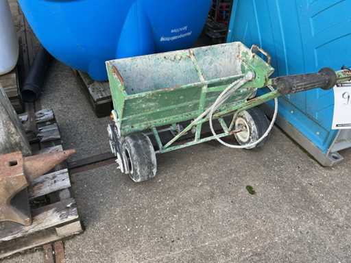 Gravel spreader for Concrete