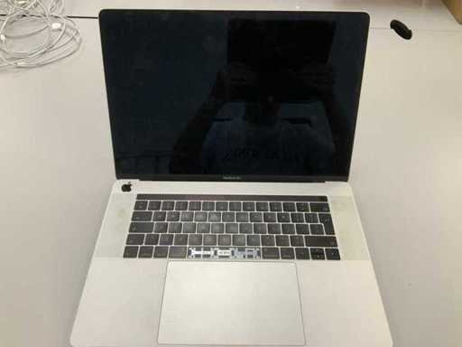 Apple A1707 15-inch MacBook Pro MPTV2N/A Laptop