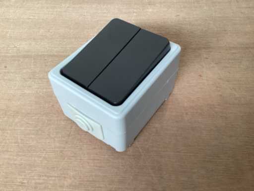 Gamma opbouwschakelaar spatwaterdicht (46x)