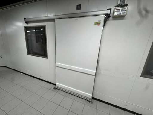 Fermod - Porta scorrevole per un negozio frigorifero