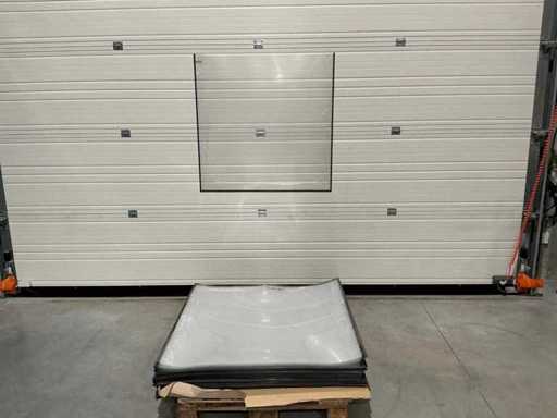 Plexiplaat met magneet (68x)