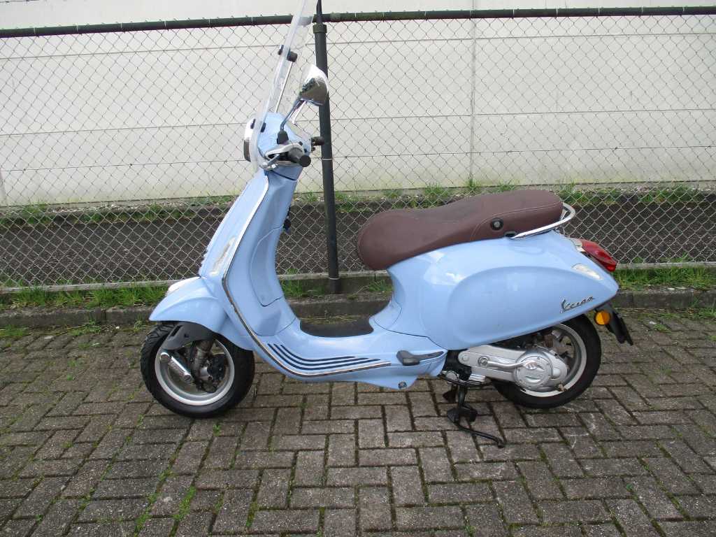 Vespa - Ronflex - Primavera 4T - Scooter