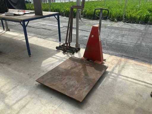 2010 Climax Lifting Platform