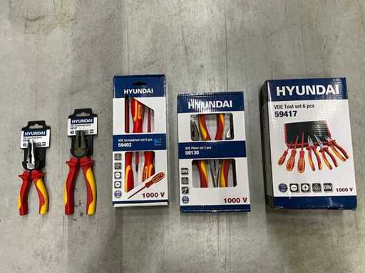 Diverse unelte manuale Hyundai (67x)