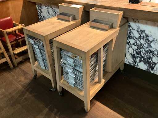 Hutten - Mobiel houten servicemeubel (2x)