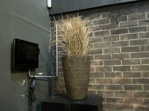 Bloempot met decoratie