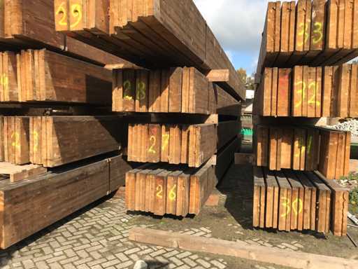 Wooden trusses 13.5x55x1060cm (6x)