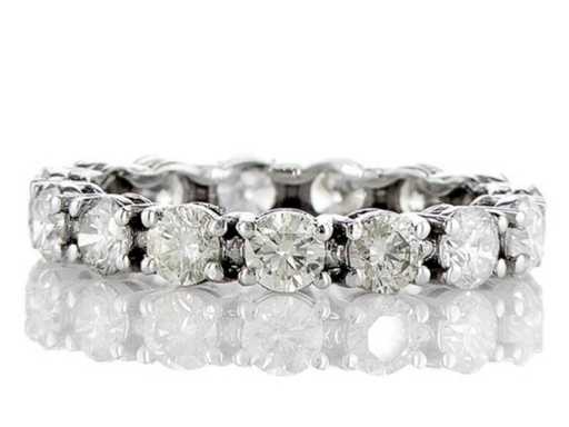 Anello in oro bianco 14 kt con diamante naturale 2.44 ct