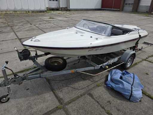 Mator - Barcă rapidă 130 CP interior cu remorcă