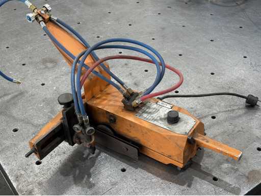 Machine de découpe à flamme VEB T02
