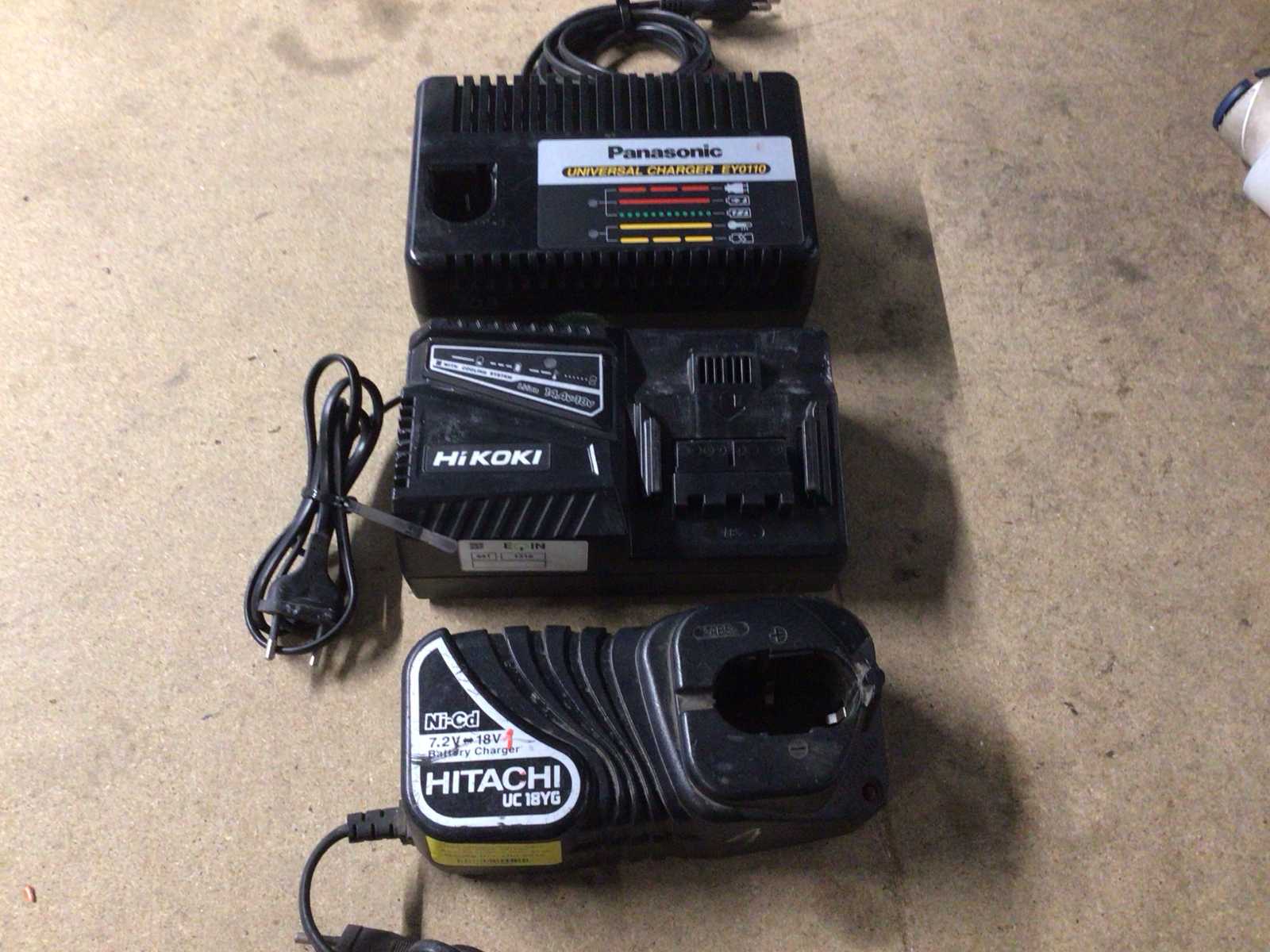 Hikoki 18v battery online charger