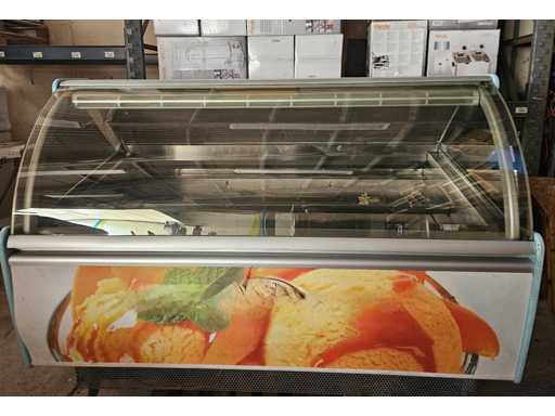 ISA - Millenium 18 - Pokaz lodów