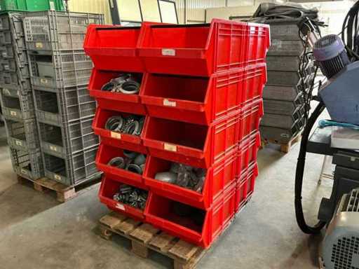 Partia materiałów instalacyjnych