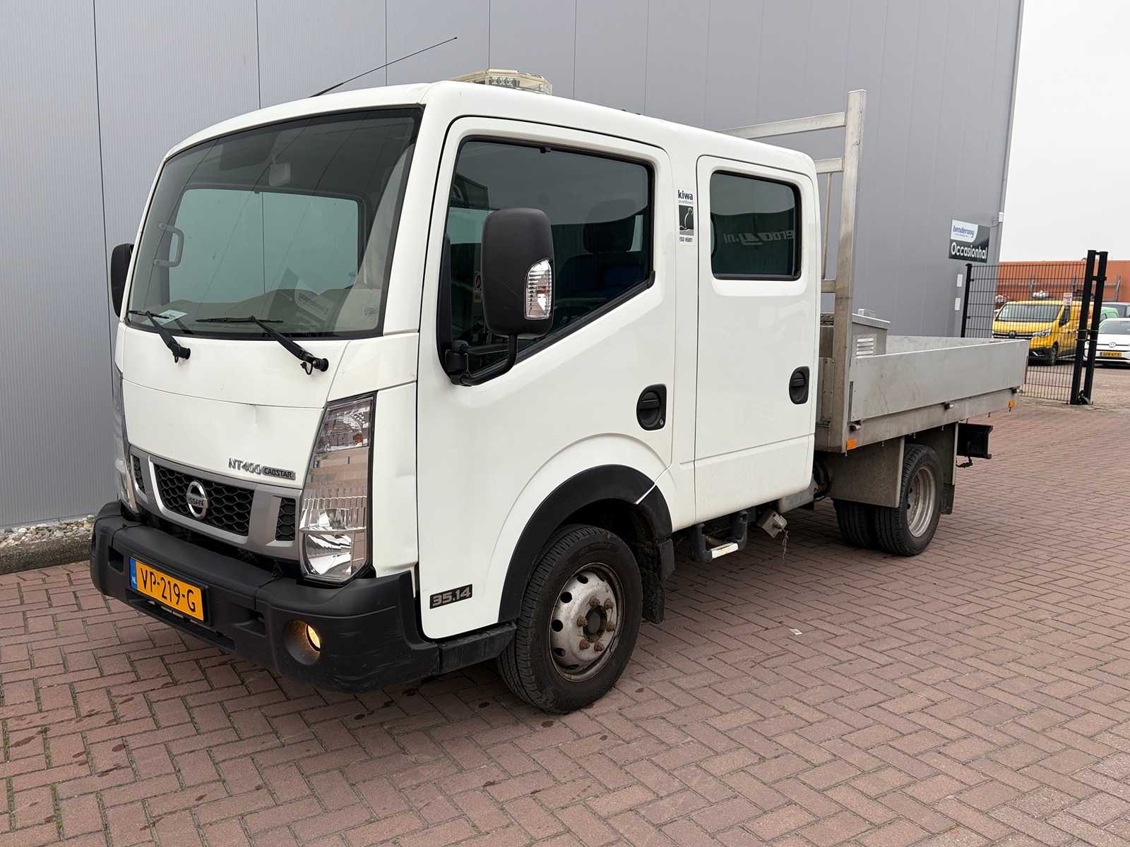 Nissan NT400 35 2.5dci Tipper